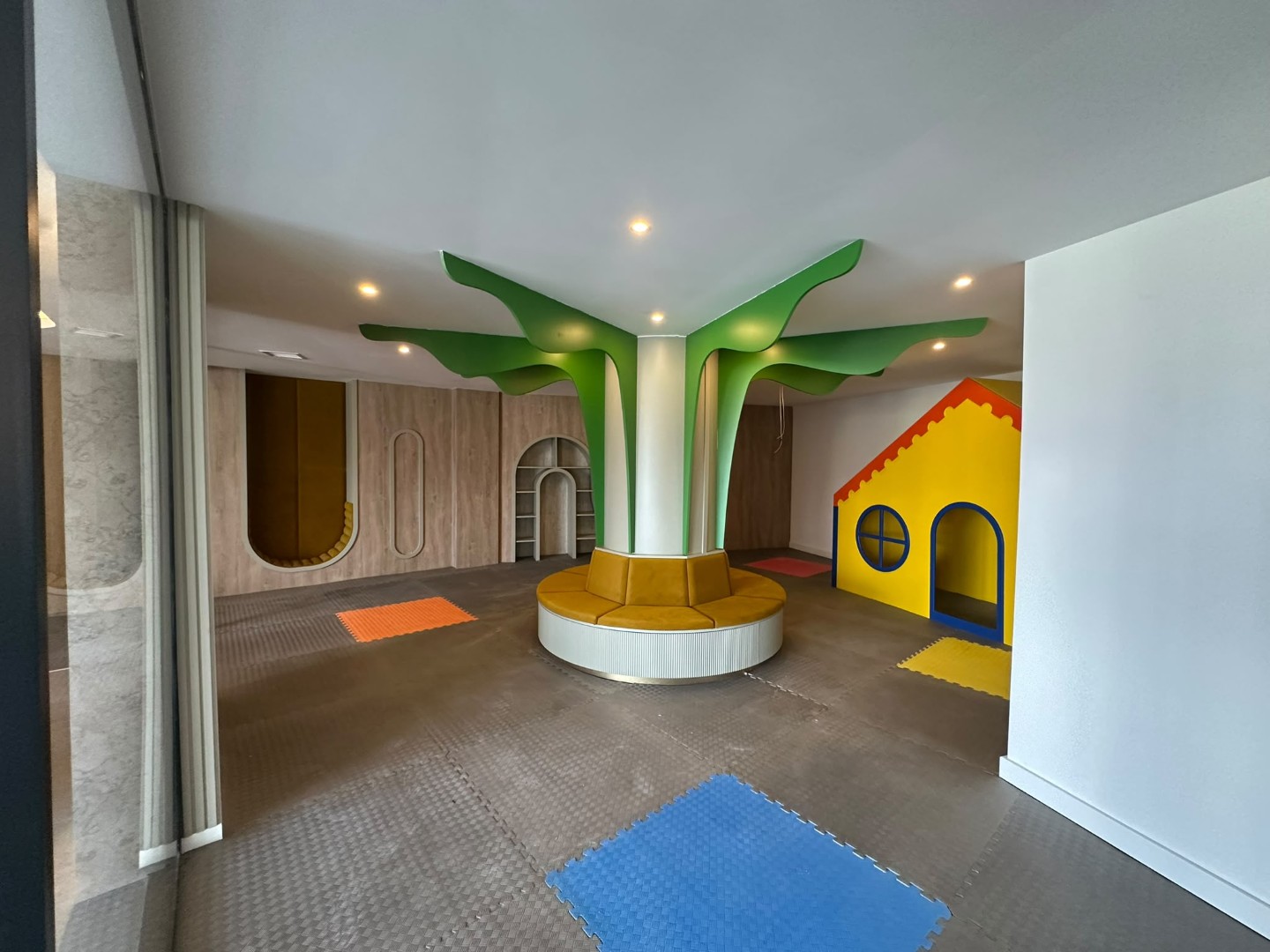 1+1 Wohnung mit Poolblick in Demirtaş Shine Residence | 850 m zum Meer