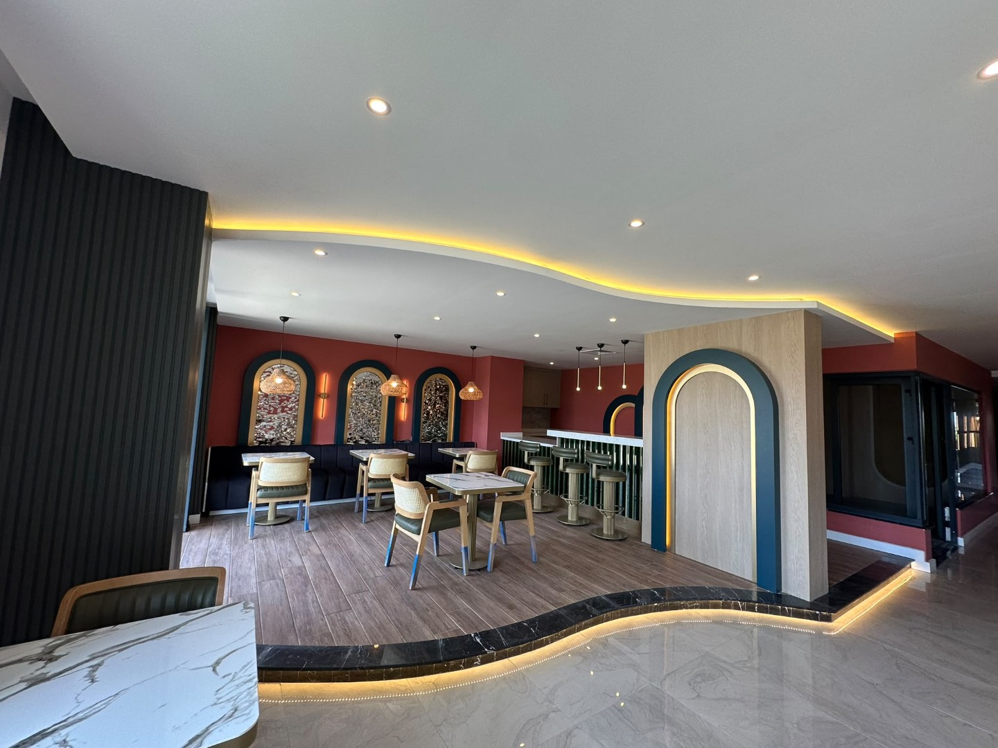 1+1 Wohnung mit Poolblick in Demirtaş Shine Residence | 850 m zum Meer