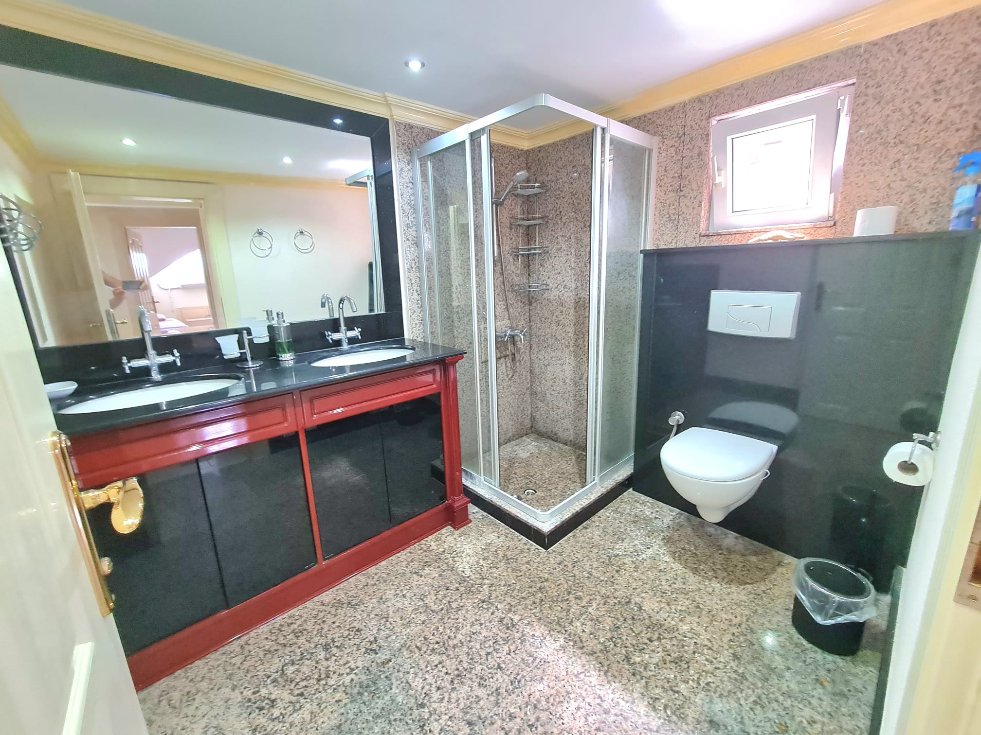 3 + 1 Duplex Lägenhet i Alanya centrum lämplig för medborgarskap